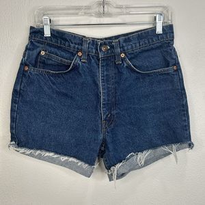 Vintage 70s Levis Orange Tab Cut Off Shorts Size 32 Made in USA Daisy Dukes 4 6